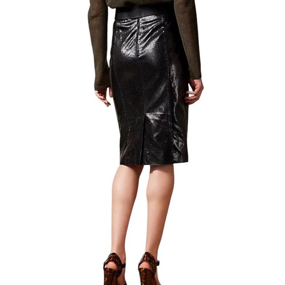 Ralph Lauren Purple Label Cynthia Python Embossed Leather Skirt $1990. Size 2 - Picture 4 of 12